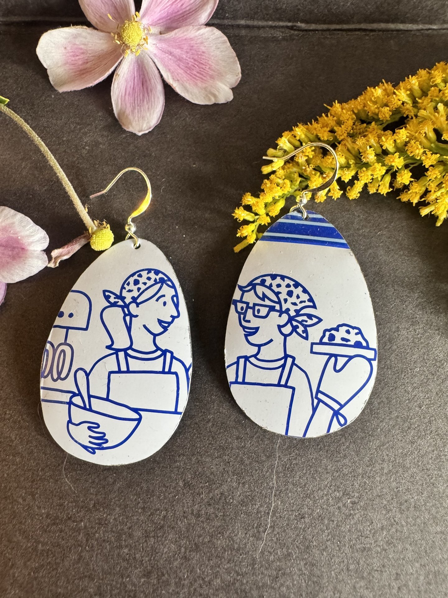 Baking Buddies Levain Tin Earrings