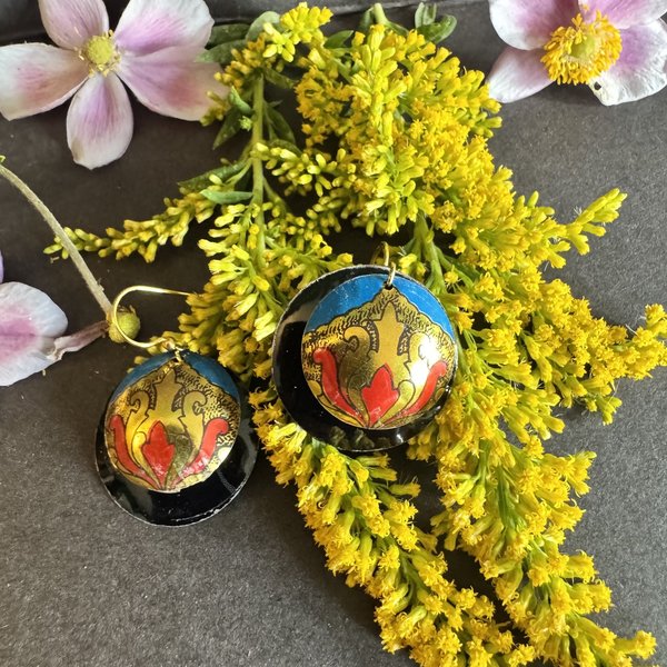 Tiara Black Nested Shiny Tin Earrings